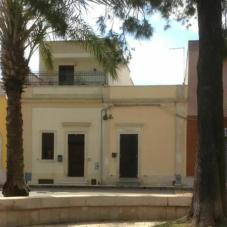 Lägenhet With One Bedroom In Melendugno, With Terrace - 7 Km From The